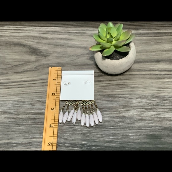 New Morning Flower Dangle Pierced‎ Earrings - Picture 3 of 3